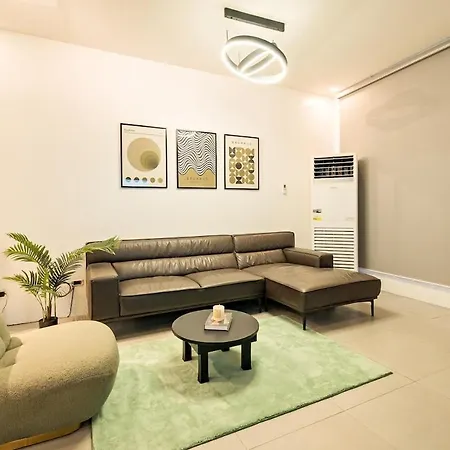 Muni Guestpod Qc Villa